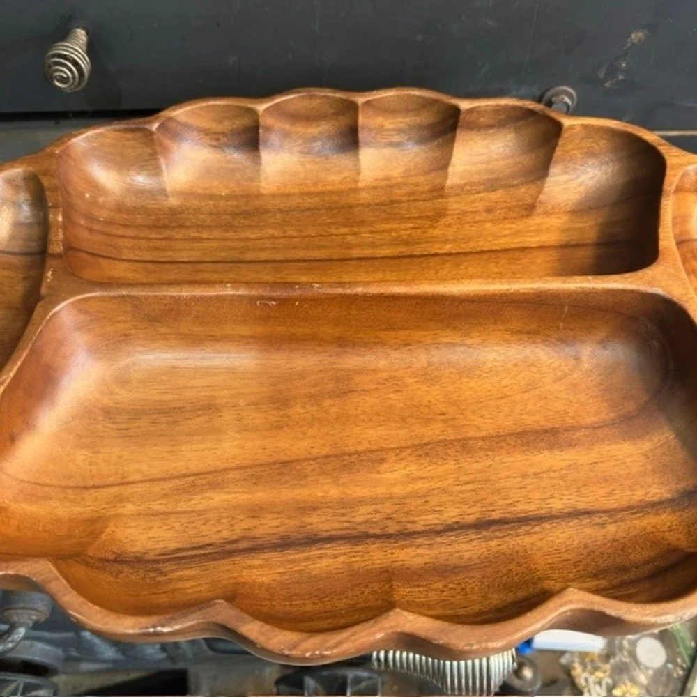 Vintage Monkey Pod Wood Serving Tray Scalloped 4 Compartment Platter Brown 18in
